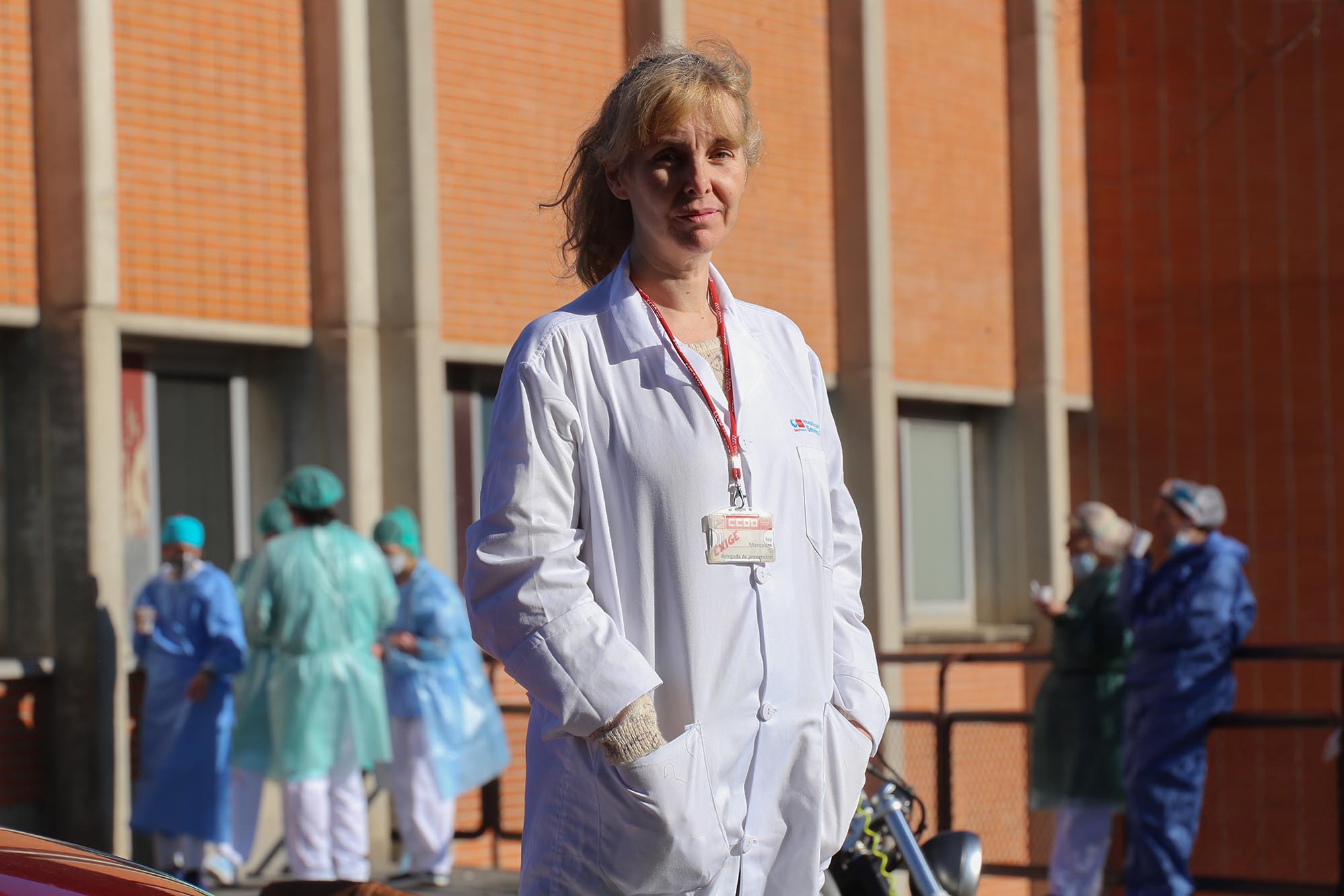 Mercedes Romero, delegada de CCOO en el Hospital de Leganés, simboliza el valor de lxs trabajadorxs de los servicios esenciales.